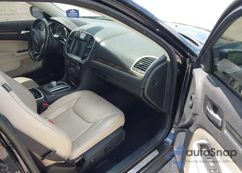 2017 Chrysler 300C из США, поврежденный, VIN 2C3CCAEG7HH564952